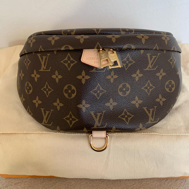 LOUIS VUITTON(ルイヴィトン)のルイヴィトン バムバッグ 国内正規品 Louis Vuitton  レディースのバッグ(ボディバッグ/ウエストポーチ)の商品写真