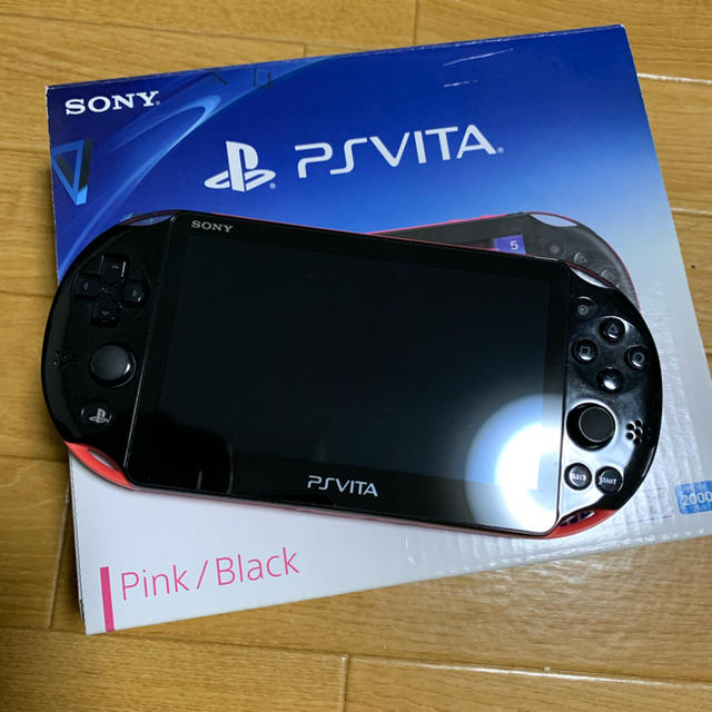 PlayStation Vita(プレイステーションヴィータ)のvita  本体　2000シリーズ エンタメ/ホビーのゲームソフト/ゲーム機本体(携帯用ゲーム機本体)の商品写真