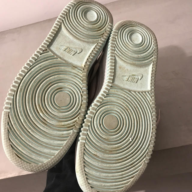 高評価新品 NIKE 厚底スニーカーの通販 by しろまる's shop｜ナイキならラクマ - Nike バンダル2X 人気大得価