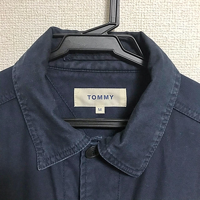 TOMMY(トミー)のTOMMY ミリタリーシャツ ネイビー メンズのジャケット/アウター(ミリタリージャケット)の商品写真