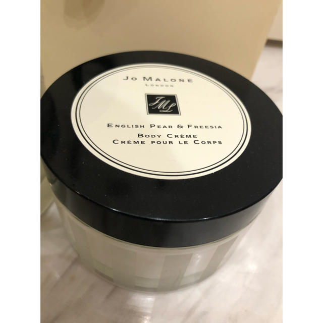 Jo Malone(ジョーマローン)のキャンドル、ボディークリームセット ハンドメイドのインテリア/家具(アロマ/キャンドル)の商品写真