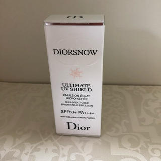 ディオール(Dior)のディオール スノー アルティメットUVシールド50＋新製品 日焼け止め乳液(乳液/ミルク)