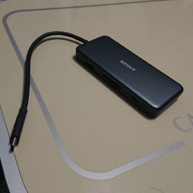 【ANKER】7-in-1 プレミアム USB-Cハブ スマホ/家電/カメラのPC/タブレット(PC周辺機器)の商品写真