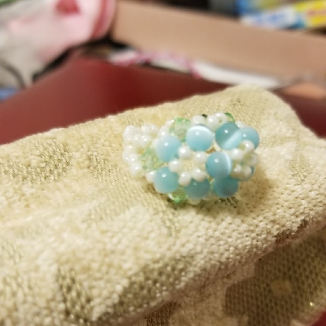 ハンドメイド　お花ビーズ　リング ハンドメイドのアクセサリー(リング)の商品写真