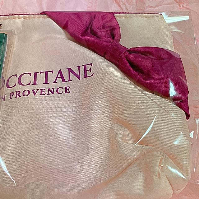 L'OCCITANE(ロクシタン)のロクシタン ノベルティ ポーチ&サンプルセット 新品未使用 コスメ/美容のキット/セット(サンプル/トライアルキット)の商品写真