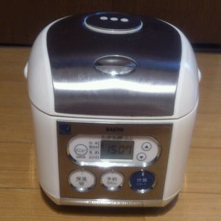 サンヨー(SANYO)のSANYO マイコンジャー炊飯器(炊飯器)