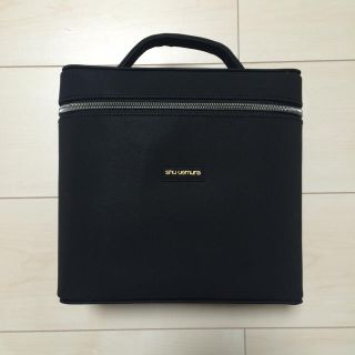 シュウウエムラ(shu uemura)のラピス様専用☆shu uemuraポーチ(ポーチ)