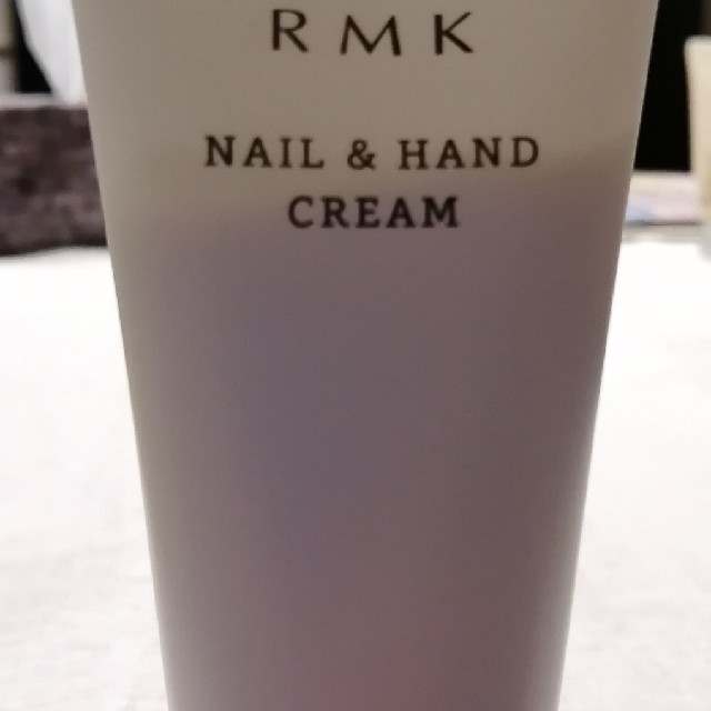 RMK(アールエムケー)のRMK【数回使用】ネイル＆ハンドクリーム LC 60g コスメ/美容のボディケア(ハンドクリーム)の商品写真