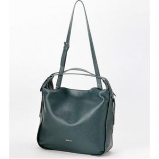 フルラ(Furla)の美品★フルラ（FURLA）★ストラップ付　エヴァ　ホーボーバッグ★グリーン(トートバッグ)