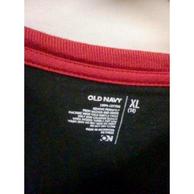 Old Navy(オールドネイビー)の匿名即日発可！OLD NAVYブラック×レッドラグランTシャツUSA古着良品S メンズのトップス(Tシャツ/カットソー(半袖/袖なし))の商品写真