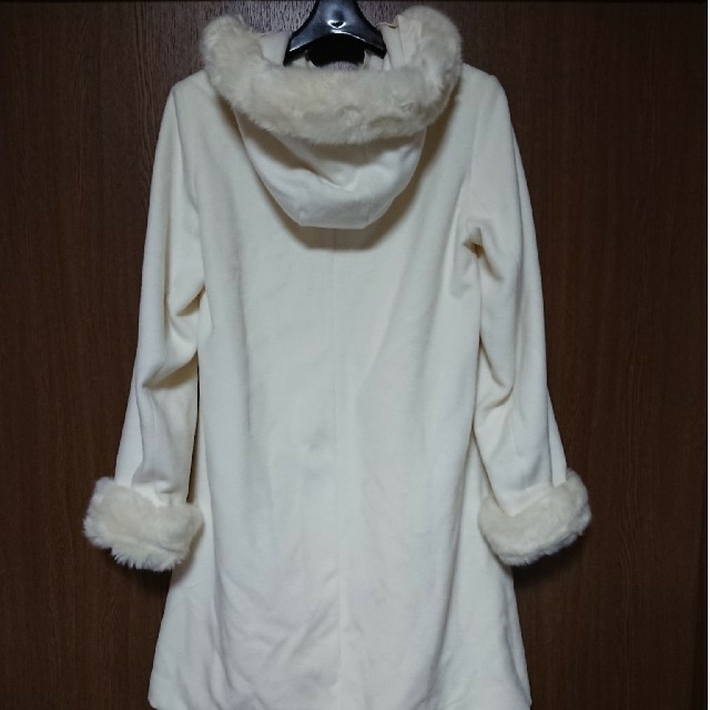 最終値下げ☆ファー付きコート レディースのジャケット/アウター(ロングコート)の商品写真