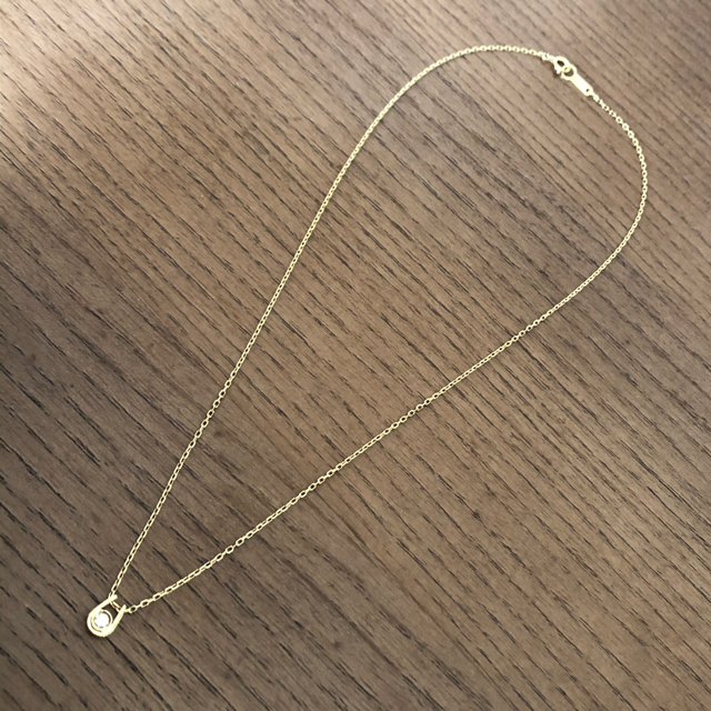 ジュエリーマキ(ジュエリーマキ)のk18 馬蹄モチーフ ダイヤモンドネックレス ホースシュー レディースのアクセサリー(ネックレス)の商品写真