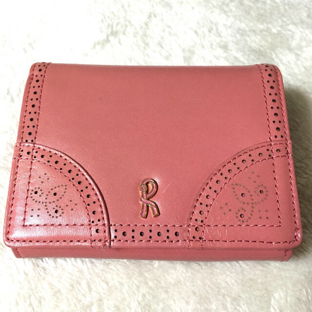 ROBERTA DI CAMERINO(ロベルタディカメリーノ)の未使用  ロベルタ ディ カメリーノ 折り財布 レディースのファッション小物(財布)の商品写真