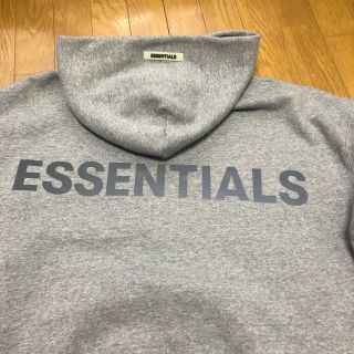 フィアオブゴッド(FEAR OF GOD)のFOG essentials パーカー(パーカー)