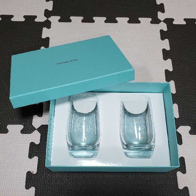 Tiffany & Co.(ティファニー)の新品未使用☆紙袋つき　ティファニー　ペアタンブラー　カデンツ215ml インテリア/住まい/日用品のキッチン/食器(グラス/カップ)の商品写真