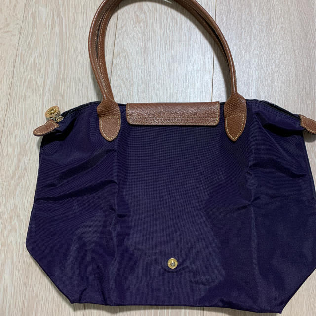 LONGCHAMP(ロンシャン)のロンシャン　ショルダーバッグ  パープル　美品 レディースのバッグ(ショルダーバッグ)の商品写真