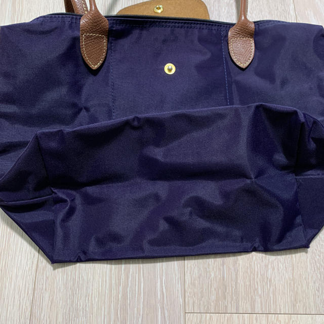 LONGCHAMP(ロンシャン)のロンシャン　ショルダーバッグ  パープル　美品 レディースのバッグ(ショルダーバッグ)の商品写真