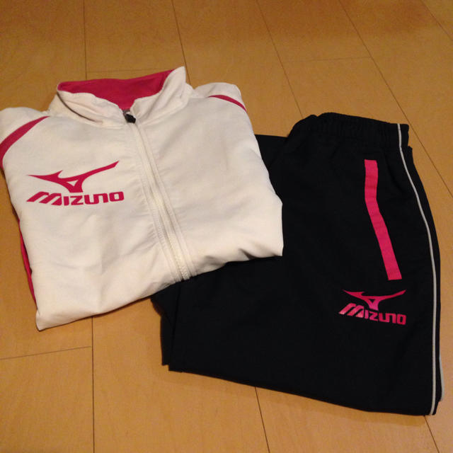 MIZUNO(ミズノ)のミズノ クロス上下セット スポーツ/アウトドアのテニス(ウェア)の商品写真