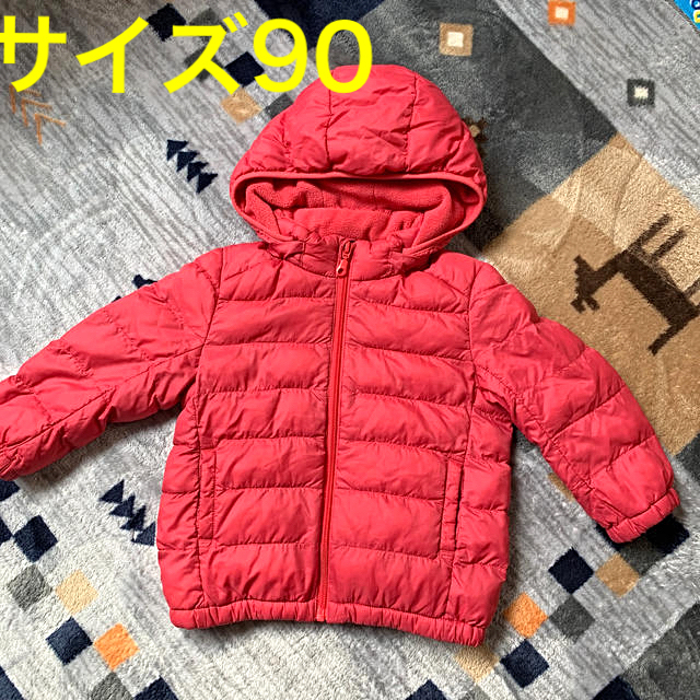 UNIQLO(ユニクロ)のUNIQLOキッズアウター キッズ/ベビー/マタニティのキッズ服女の子用(90cm~)(ジャケット/上着)の商品写真