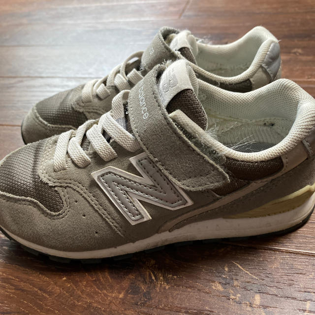 New Balance(ニューバランス)のキッズニューバランス　996 キッズ/ベビー/マタニティのキッズ靴/シューズ(15cm~)(スニーカー)の商品写真