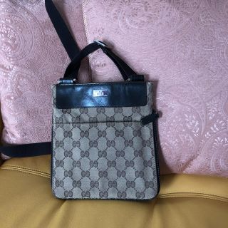 グッチ(Gucci)のGUCCI 斜めがけポーチ(ポーチ)