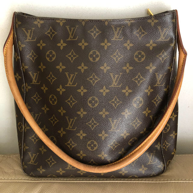 LOUIS VUITTON(ルイヴィトン)のルイヴィトン　ルーピング　ラージサイズ レディースのバッグ(ショルダーバッグ)の商品写真