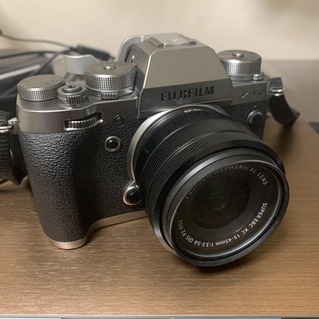 FUJIFILM  X-T2 Graphite Silver Edition