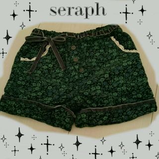 セラフ(Seraph)のseraph 花柄 ショートパンツ(パンツ/スパッツ)