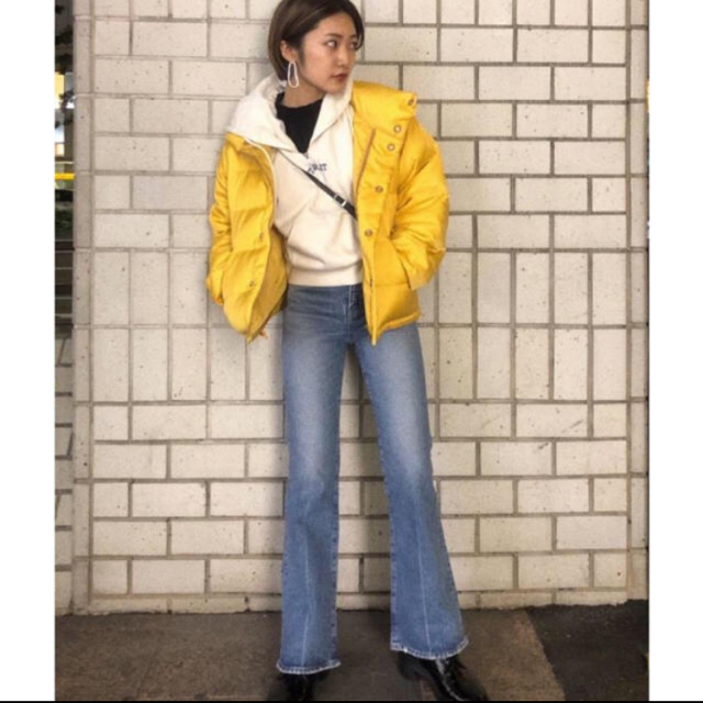 moussy(マウジー)のMOUSSY ハーフジップ パーカー スウェット オフホワイト FREE レディースのトップス(トレーナー/スウェット)の商品写真