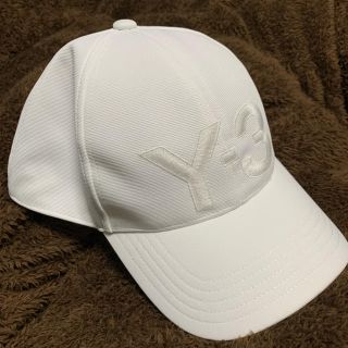 ワイスリー(Y-3)のY3 キャップ 白(キャップ)