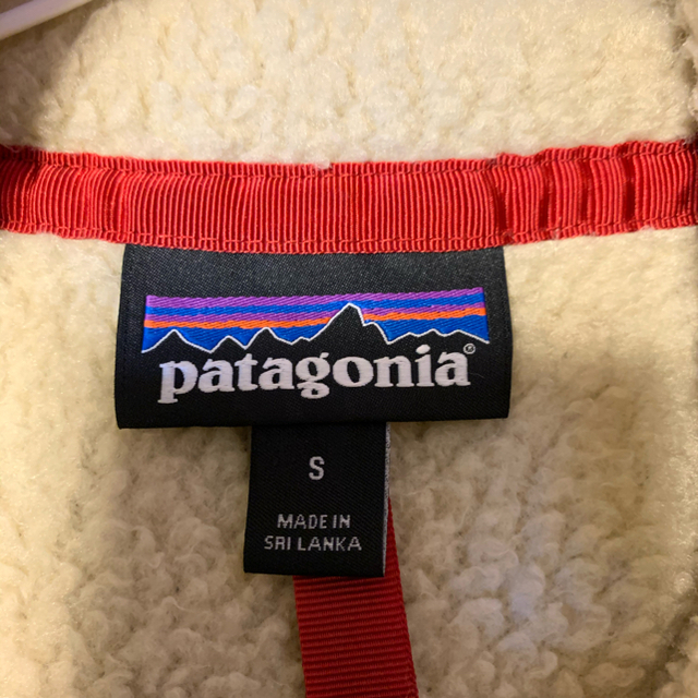 patagonia(パタゴニア)の(季節物の為特価！！)パタゴニア ボアベスト sサイズ メンズのトップス(ベスト)の商品写真