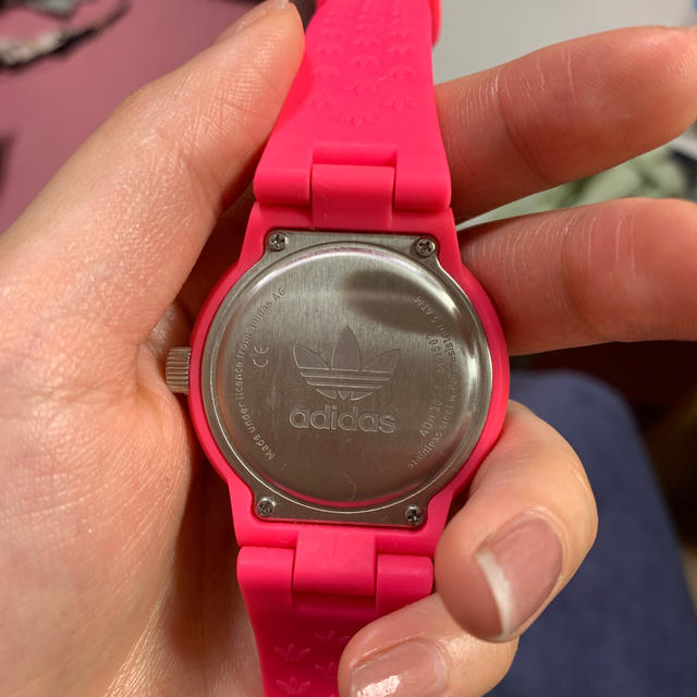 adidas(アディダス)のadidas 腕時計　ピンク レディースのファッション小物(腕時計)の商品写真