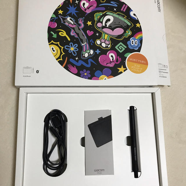 wacom intuos(Bluetooth)ペンタブレット