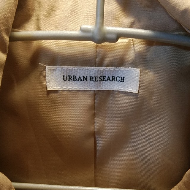 URBAN RESEARCH(アーバンリサーチ)の値下げURBAN RESEARCH　コート　ベージュ レディースのジャケット/アウター(スプリングコート)の商品写真