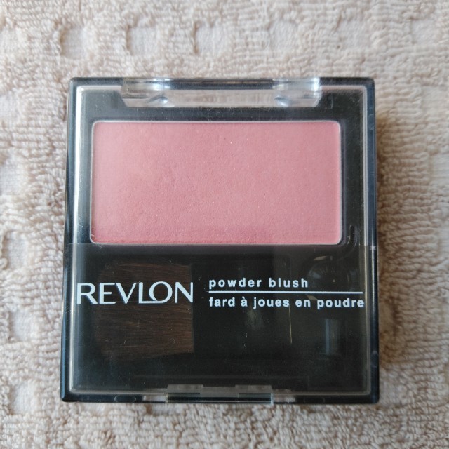 REVLON(レブロン)のさっちゃん様専用　レブロン　パーフェクトリー　ナチュラル　ブラッシュ　202 コスメ/美容のベースメイク/化粧品(チーク)の商品写真