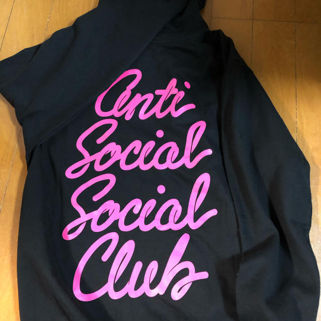 Anti social social club option