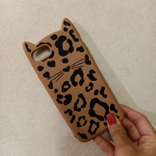 kate spade new york(ケイトスペードニューヨーク)のkate spade ラバーIphoneケース スマホ/家電/カメラのスマホアクセサリー(iPhoneケース)の商品写真