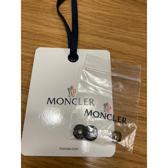 MONCLER(モンクレール)の☆美品☆ クリーニング済み☆モンクレール　MONCLER フラメッテ　ネイビー1 レディースのジャケット/アウター(ダウンコート)の商品写真