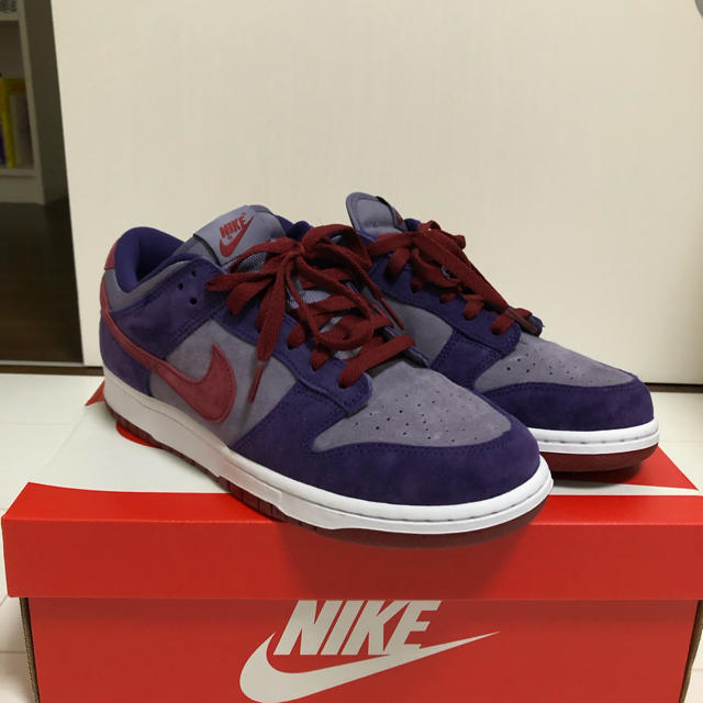 nike dunk plum