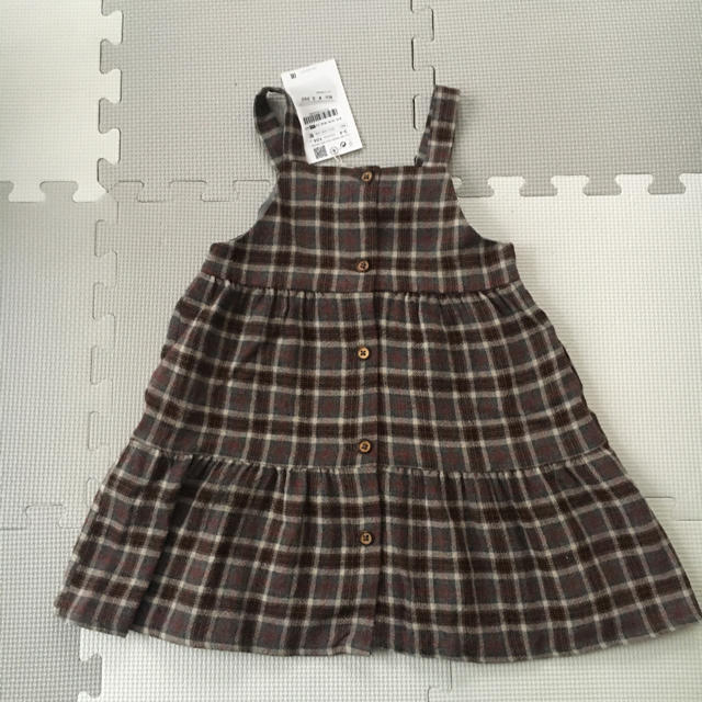 ZARA KIDS(ザラキッズ)のZARA ベビーガール チェック柄パネルオーバーオール 104 size キッズ/ベビー/マタニティのキッズ服女の子用(90cm~)(ワンピース)の商品写真