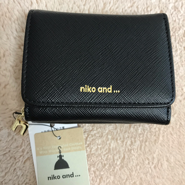 niko and...(ニコアンド)のniko and 三折財布(新品) メンズのファッション小物(折り財布)の商品写真