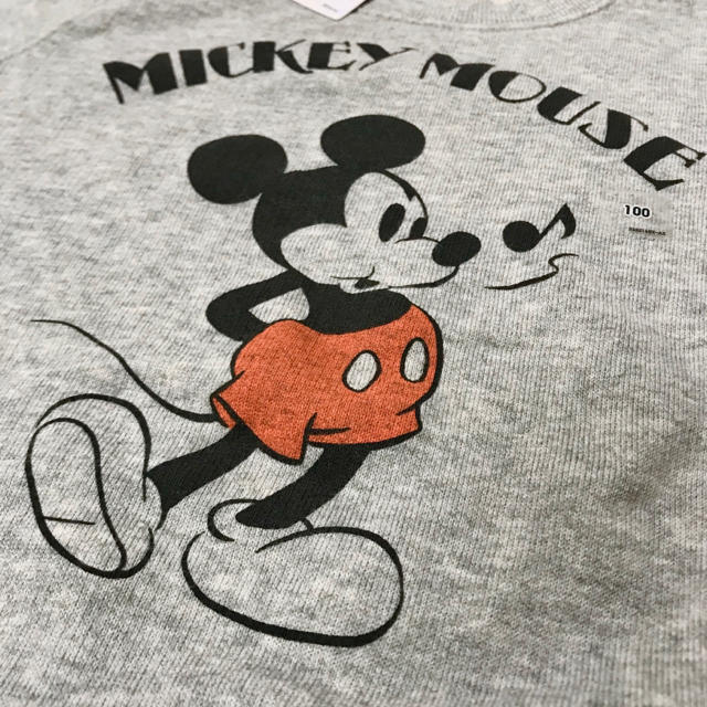 UNIQLO(ユニクロ)のユニクロ　ミッキー　スウェット キッズ/ベビー/マタニティのキッズ服男の子用(90cm~)(Tシャツ/カットソー)の商品写真