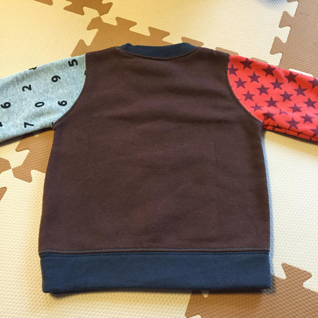 ボーイズトレーナー キッズ/ベビー/マタニティのキッズ服男の子用(90cm~)(Tシャツ/カットソー)の商品写真