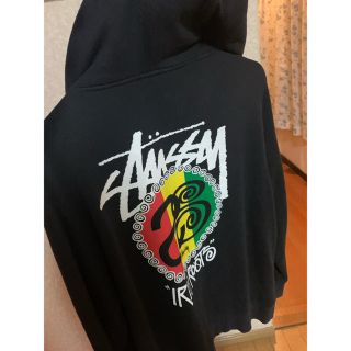 ステューシー(STUSSY)のステューシー　パーカー(パーカー)