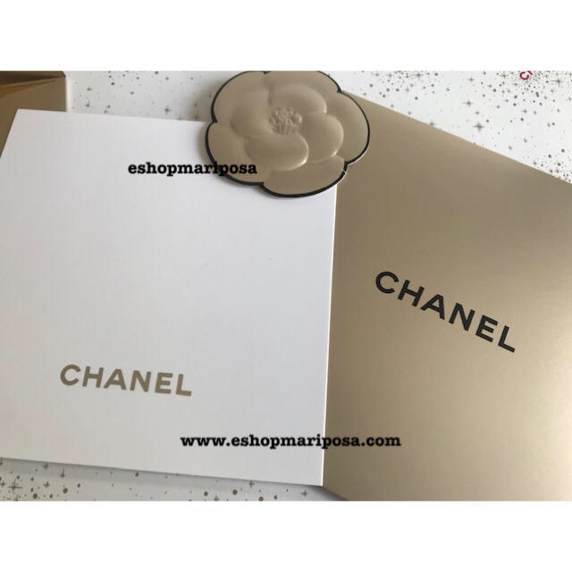 CHANEL(シャネル)のシャネル レア♪メッセージカード & 封筒 2セット ゴールド 黒ココマーク  ハンドメイドの文具/ステーショナリー(カード/レター/ラッピング)の商品写真