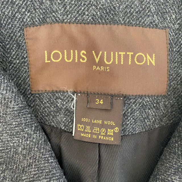 LOUIS VUITTON(ルイヴィトン)の【大幅値下】ルイヴィトン　LV美品　コートLOUIS VUITTON ジャケット レディースのジャケット/アウター(ロングコート)の商品写真