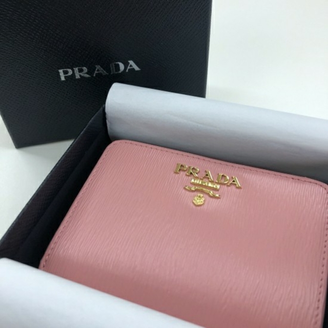 ラスト1点【新品未使用】PRADA  1ML018 2B6P F0442