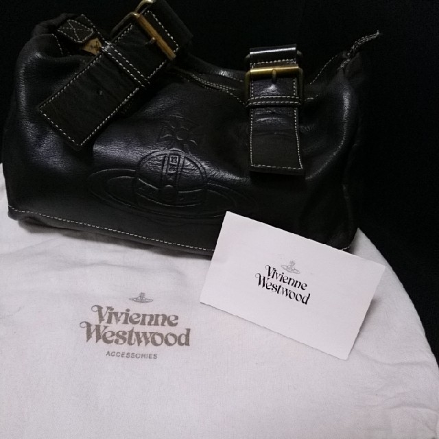 Vivienne Westwood(ヴィヴィアンウエストウッド)の値下げ viviennewestwood アコード ボストンバッグ ブラック レディースのバッグ(ボストンバッグ)の商品写真