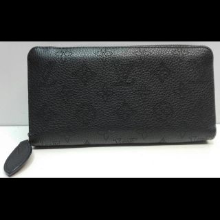 ルイヴィトン(LOUIS VUITTON)のLOUIS VUITTON ルイヴィトン 長財布 マヒナ ジッピーウォレット美品(財布)