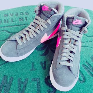 ナイキ(NIKE)の美品✨NIKE ハイカット スニーカー👟(スニーカー)